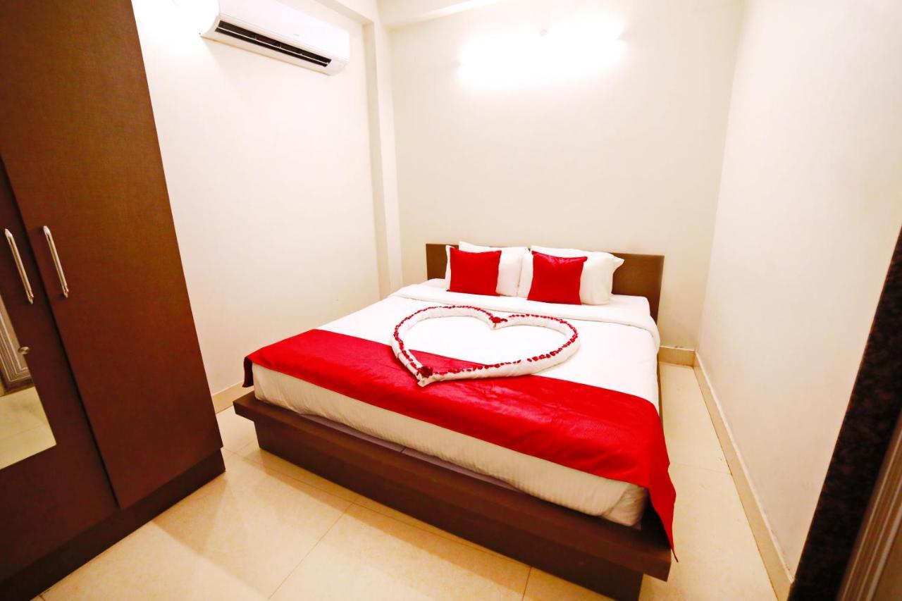 Oyo 16708 Sada Shiv Guest House Varanasi Eksteriør bilde