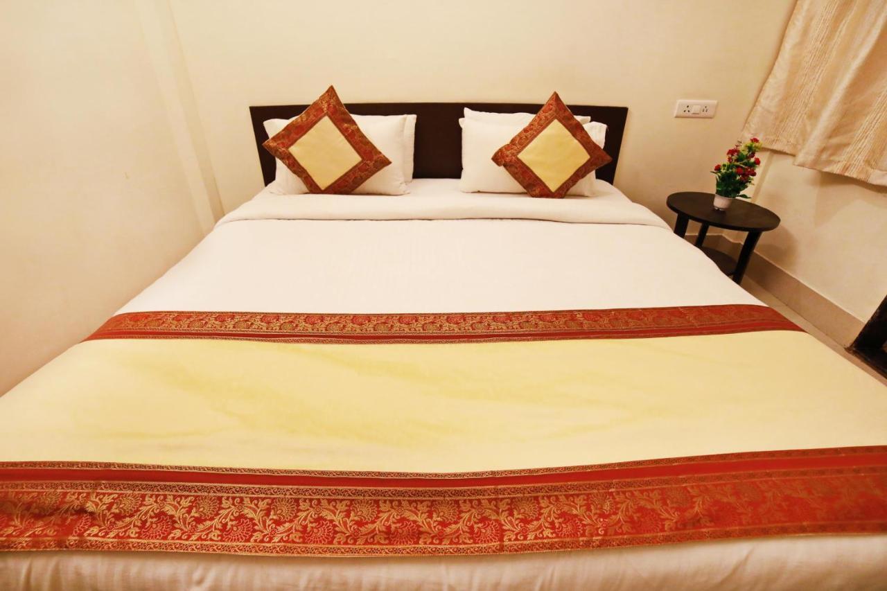 Oyo 16708 Sada Shiv Guest House Varanasi Eksteriør bilde