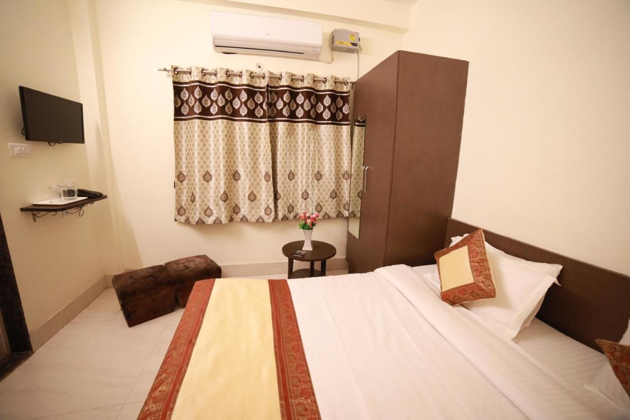 Oyo 16708 Sada Shiv Guest House Varanasi Eksteriør bilde