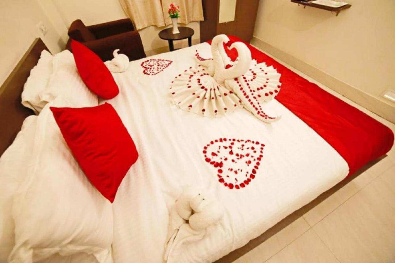 Oyo 16708 Sada Shiv Guest House Varanasi Eksteriør bilde