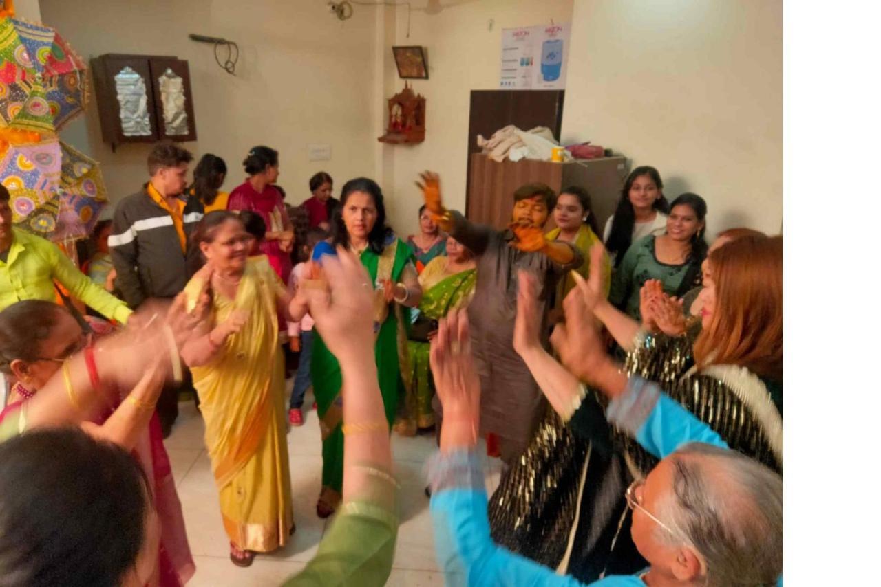 Oyo 16708 Sada Shiv Guest House Varanasi Eksteriør bilde