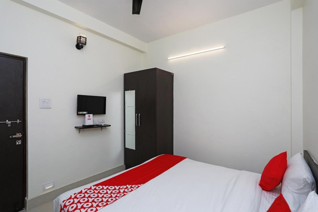 Oyo 16708 Sada Shiv Guest House Varanasi Eksteriør bilde