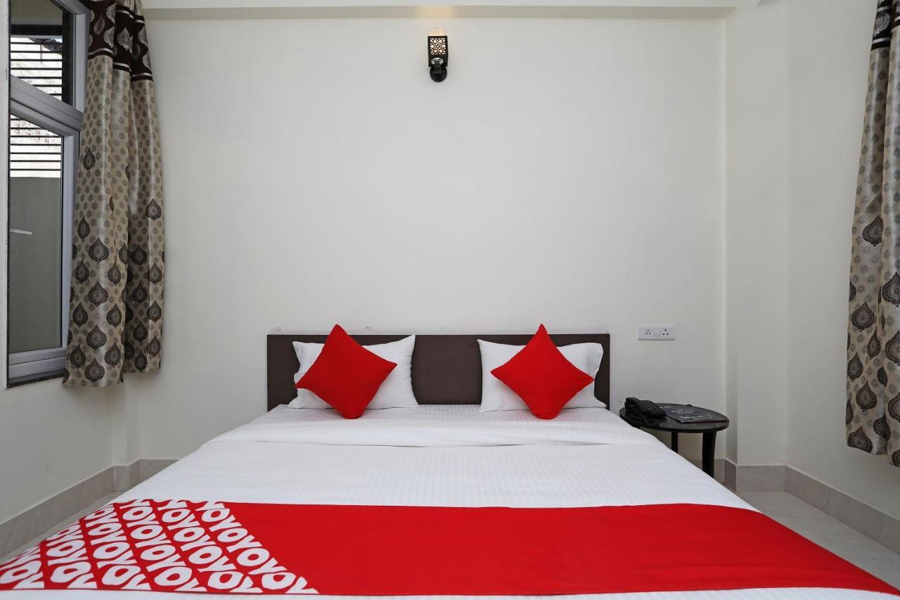 Oyo 16708 Sada Shiv Guest House Varanasi Eksteriør bilde