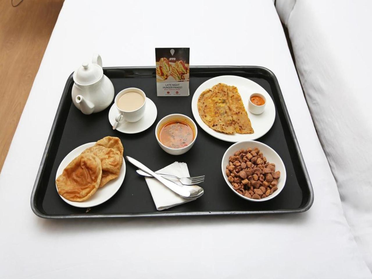 Oyo 16708 Sada Shiv Guest House Varanasi Eksteriør bilde
