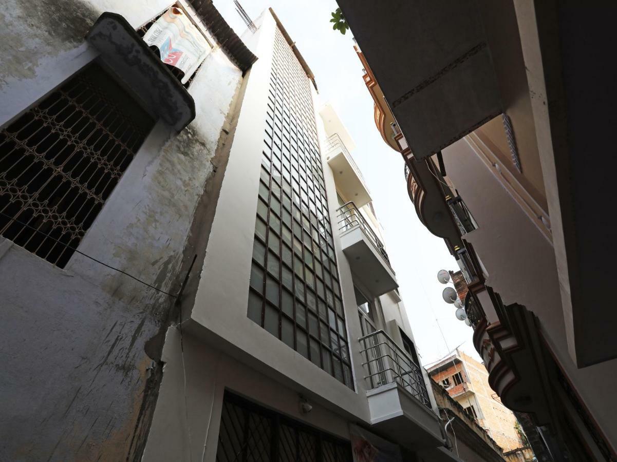 Oyo 16708 Sada Shiv Guest House Varanasi Eksteriør bilde